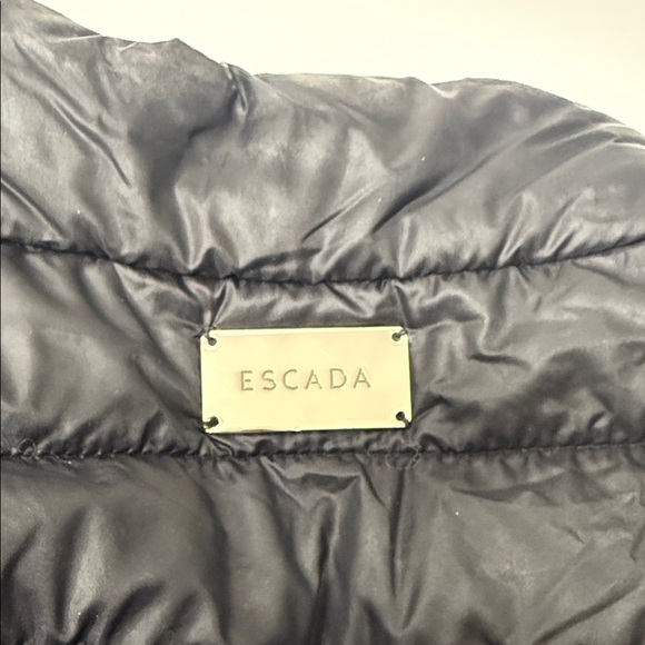 Escada Black and Animal Print Leopard Quilted puffer Jacket 36 / 4-6 / M - Picture 3 of 7